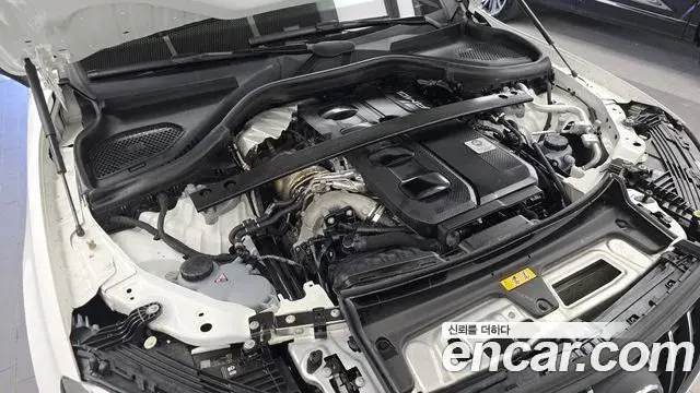 Mercedes-Benz GLC-Class 2024 — Photo 6/20