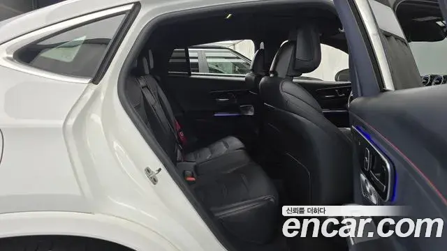 Mercedes-Benz GLC-Class 2024 — Photo 11/20