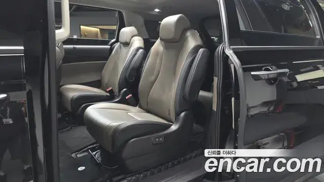 Kia Carnival 2024 — Şəkil 30/50