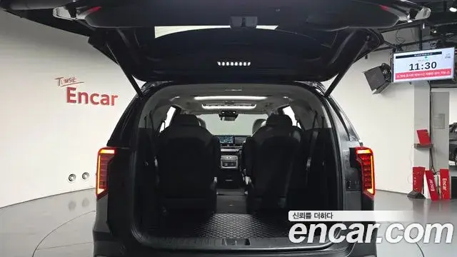 Kia Carnival 2024 — Şəkil 11/50