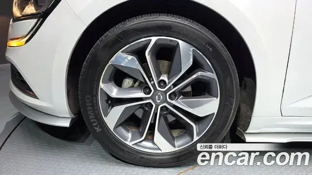 Renault Samsung SM6 2019 — Фото 4/20