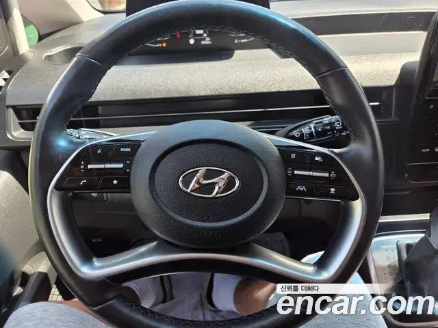 Hyundai Staria 2022 — Фото 13/18