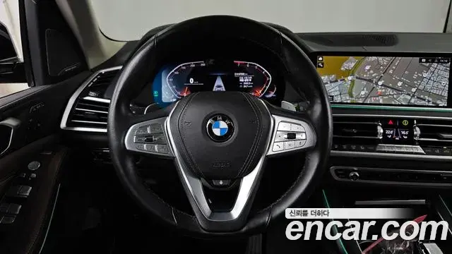 BMW X7 2022 — Фото 13/20