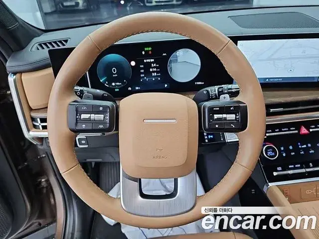 Hyundai Santa Fe 2025 — Фото 7/18