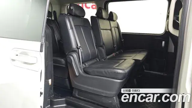 Hyundai Staria 2022 — Photo 13/20