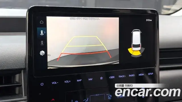 Hyundai Staria 2022 — Photo 16/20