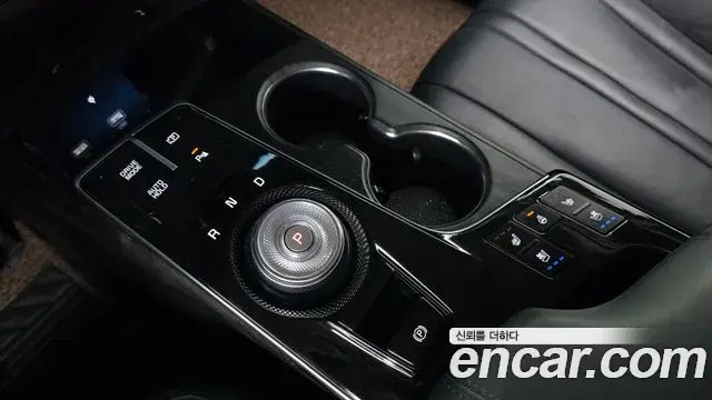 Kia K8 2022 — Photo 9/20