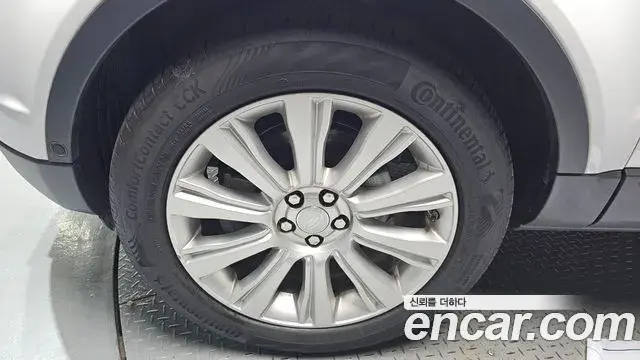 Land Rover Range Rover Evoque 2018 — Photo 34/34