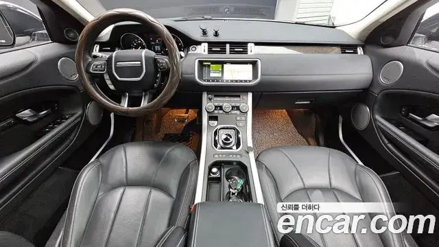 Land Rover Range Rover Evoque 2018 — Photo 7/34