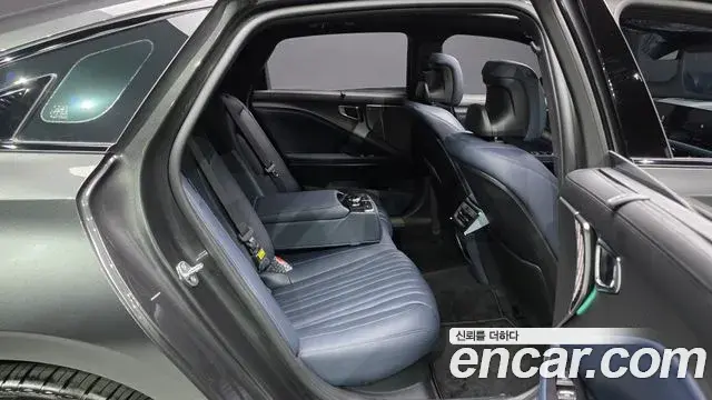 Kia K8 2025 — ფოტო 35/38