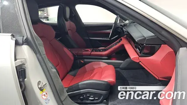 Porsche Taycan 2024 — Şəkil 12/37