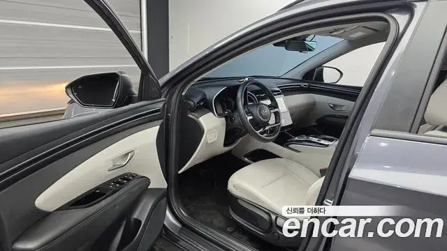 Hyundai The New Tucson 2023 — Фото 10/20