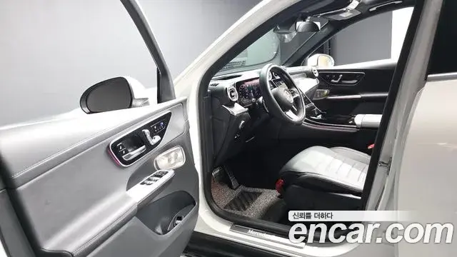 Mercedes-Benz GLC-Class 2025 — Фото 10/20
