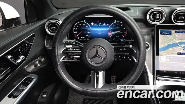 Mercedes-Benz GLC-Class 2025 — Фото 13/20