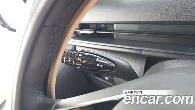 Hyundai Staria 2022 — Photo 18/20