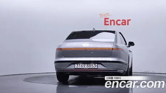 Hyundai Grandeur 2023 — Фото 4/20