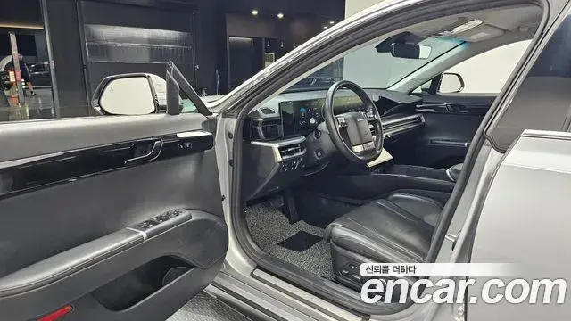 Hyundai Grandeur 2023 — Фото 10/20