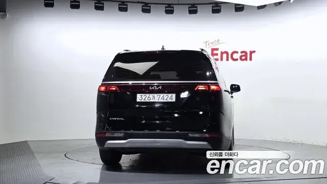 Kia Carnival 2022 — Photo 4/20