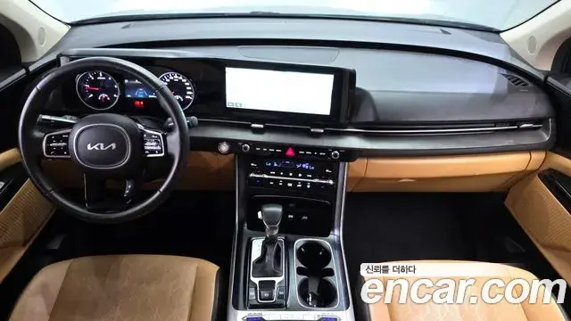 Kia Carnival 2022 — Photo 7/20