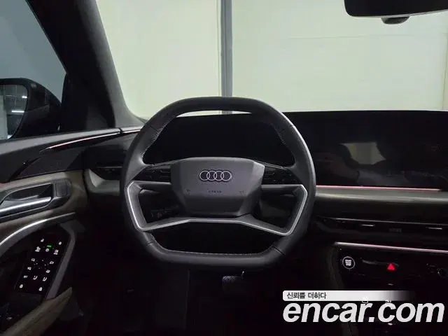 Audi Q5 2025 — Фото 14/18