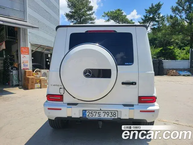 Mercedes-Benz G-Class 2025 — ფოტო 8/20