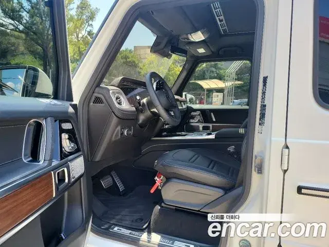 Mercedes-Benz G-Class 2025 — ფოტო 12/20