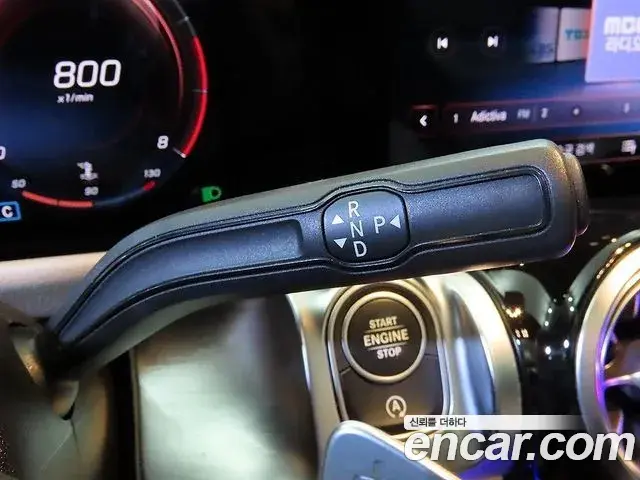 Mercedes-Benz GLB-Class 2021 — Фото 12/20