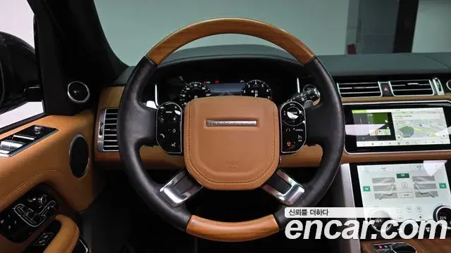 Land Rover Range Rover 2020 — ფოტო 29/43