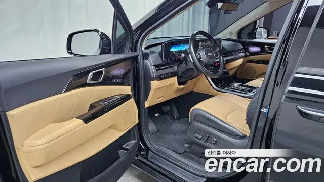 Kia Carnival 2023 — Фото 10/20