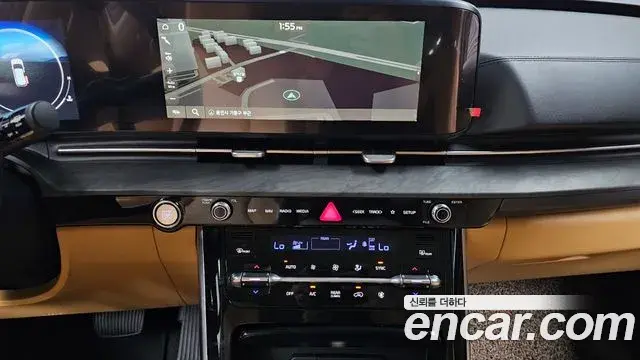 Kia Carnival 2023 — Фото 12/20