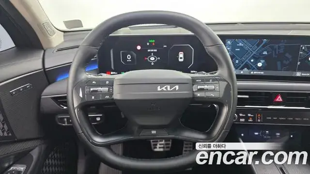 Kia K8 2025 — Photo 1/37