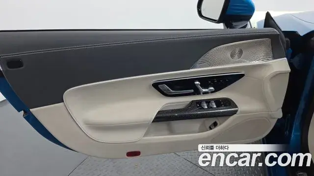 Mercedes-Benz SL-Class 2023 — ფოტო 31/32
