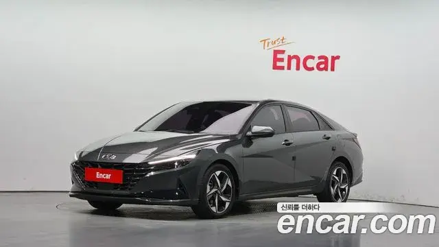 Hyundai Avante 2021 — Photo 1/20