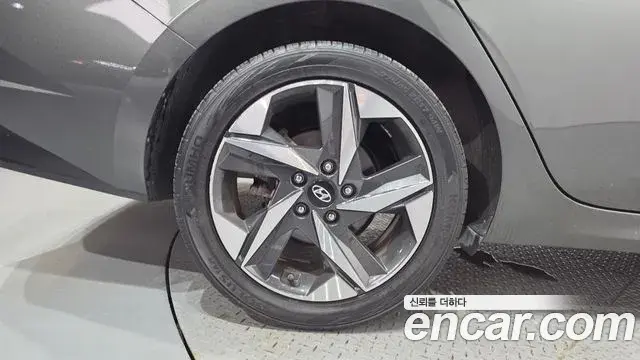 Hyundai Avante 2021 — Photo 5/20