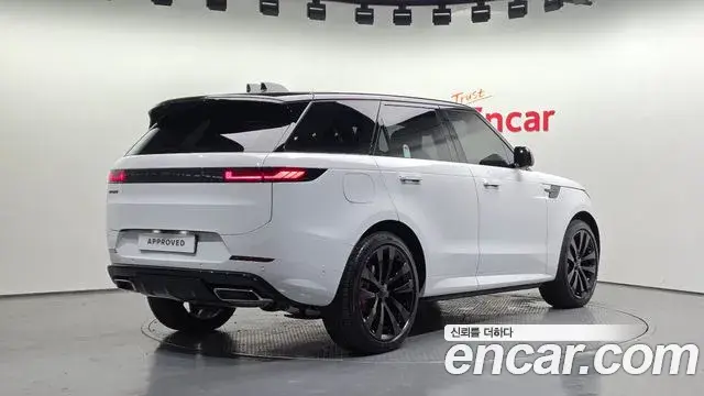 Land Rover Range Rover Sport 2026 — Photo 15/20