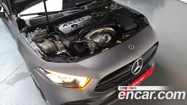 Mercedes-Benz A-Class 2023 — Фото 6/20