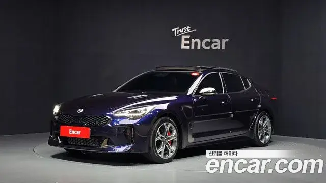 Kia Stinger 2019 — Фото 1/20