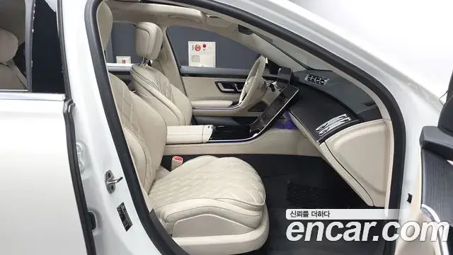Mercedes-Benz S-Class 2023 — Фото 11/20