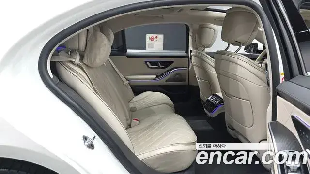 Mercedes-Benz S-Class 2023 — Фото 12/20