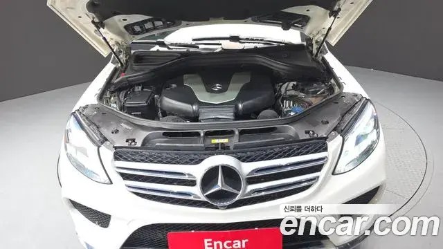Mercedes-Benz GLE-Class 2018 — Şəkil 20/20