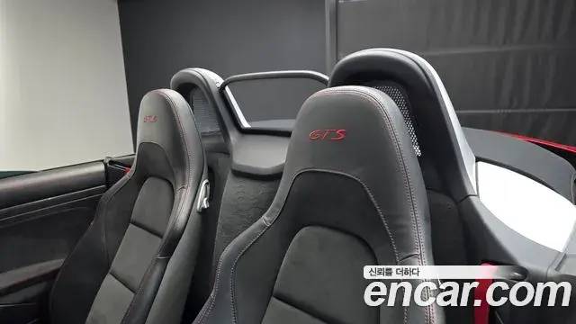 Porsche 718 Boxster 2018 — ფოტო 1/30