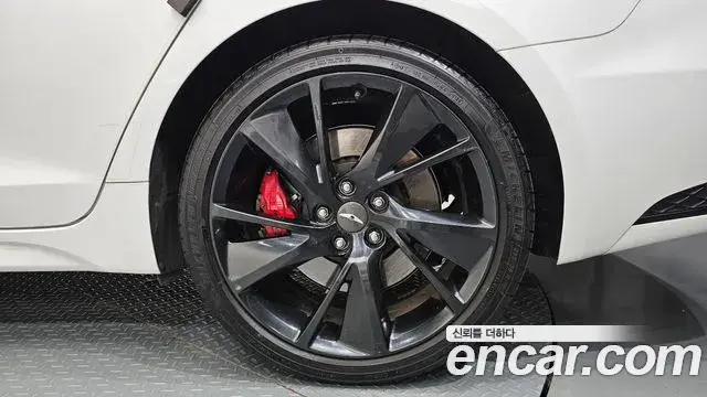 Genesis G70 2021 — Photo 28/36