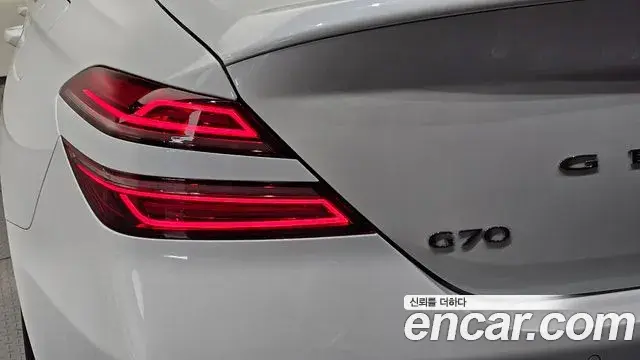 Genesis G70 2021 — Photo 19/36