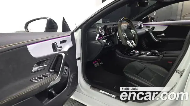 Mercedes-Benz CLA-Class 2021 — Фото 10/20