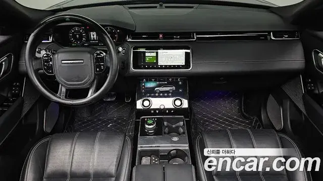 Land Rover Range Rover Velar 2018 — ფოტო 1/36