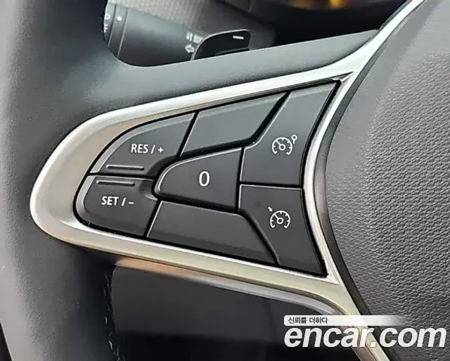 Renault Samsung Arkana 2025 — Фото 18/20