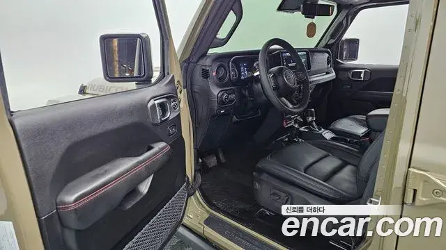Jeep Gladiator 2025 — Фото 10/20