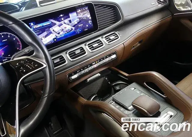 Mercedes-Benz GLE-Class 2024 — Фото 12/20