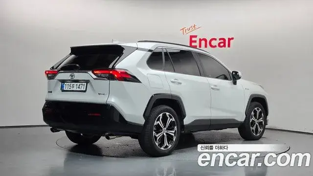 Toyota RAV4 2025 — Şəkil 1/20