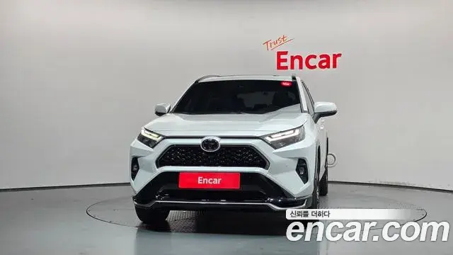 Toyota RAV4 2025 — Şəkil 18/20